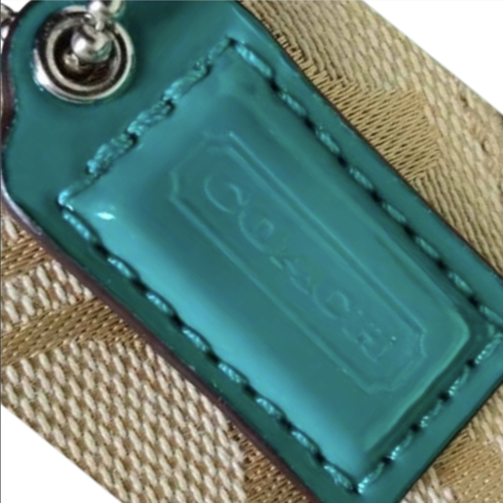 Coach Signature C Wristlet Khaki & Teal Green Patent Leather Trim - Picture 4 of 6